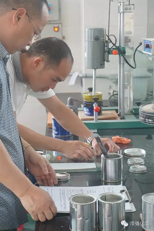 漆強家具漆廠家批次穩(wěn)定.jpg